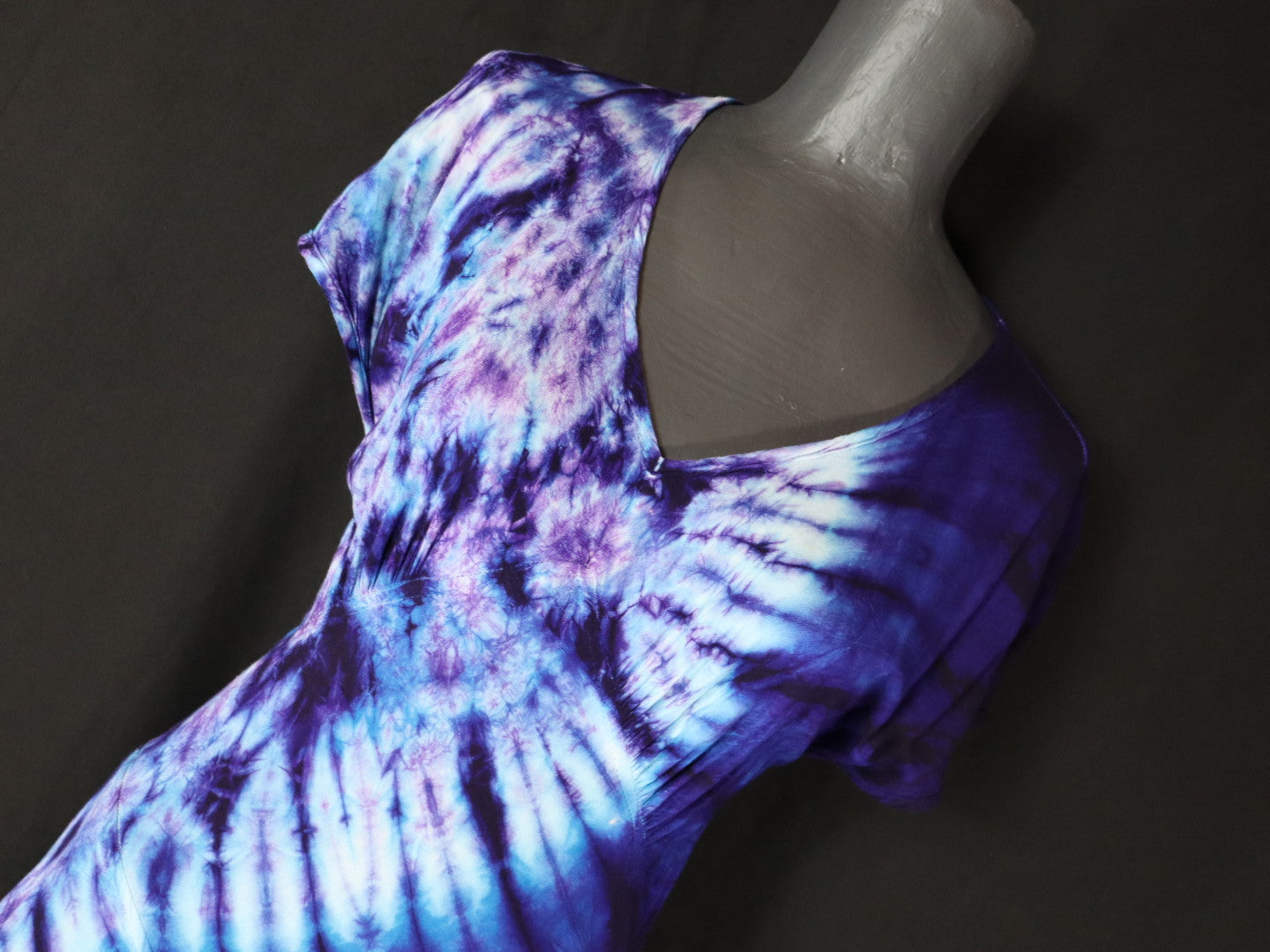 Violet Yin Vintage Sleeve