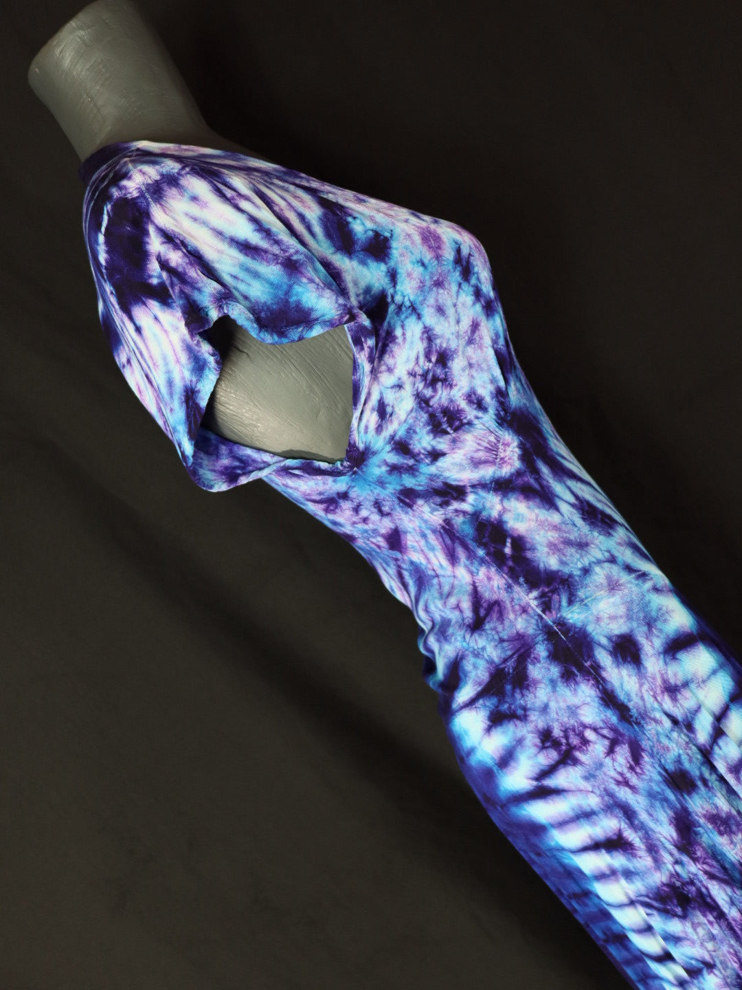 Violet Yin Vintage Sleeve