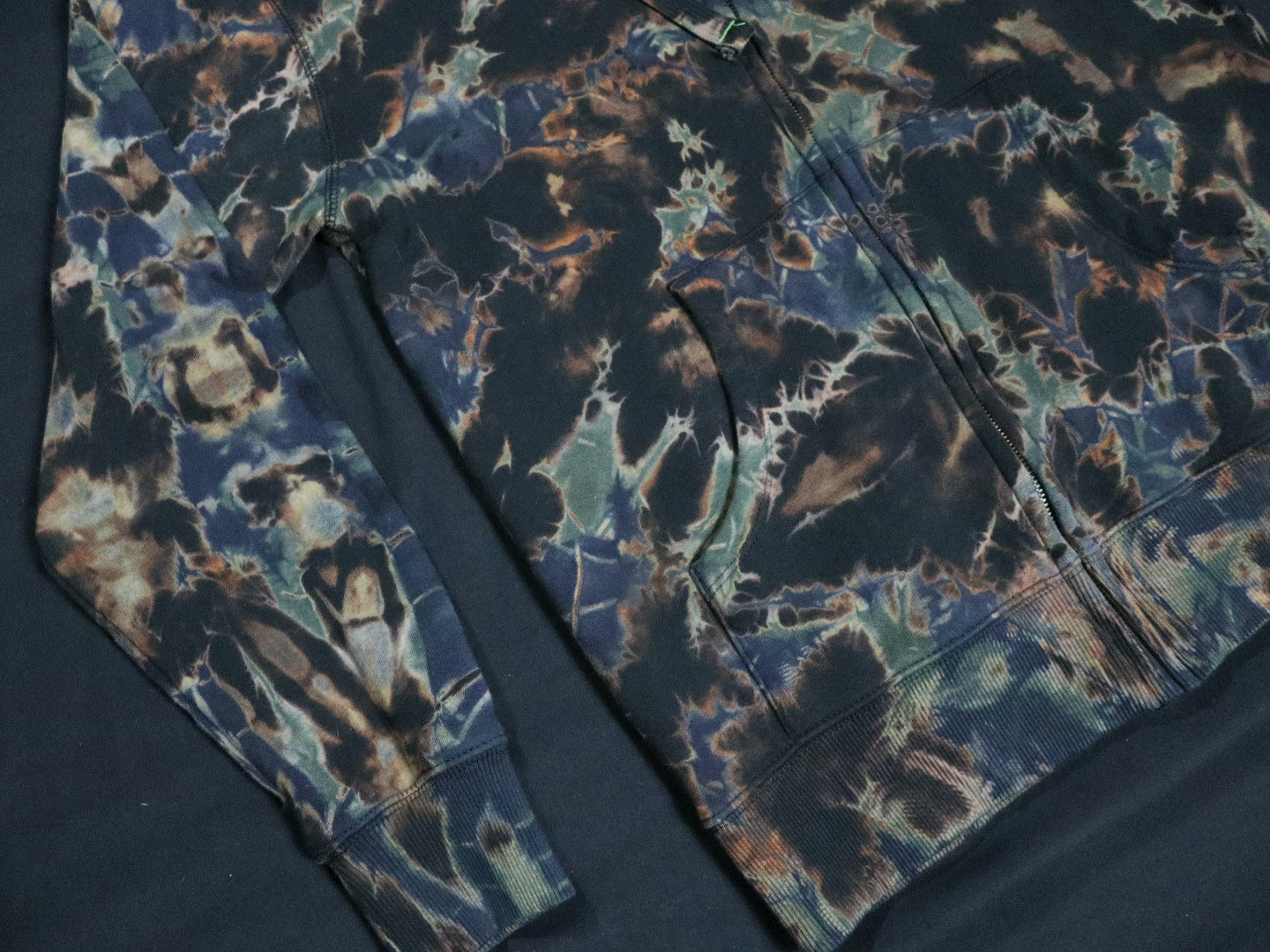 Alpine Shadow Zip