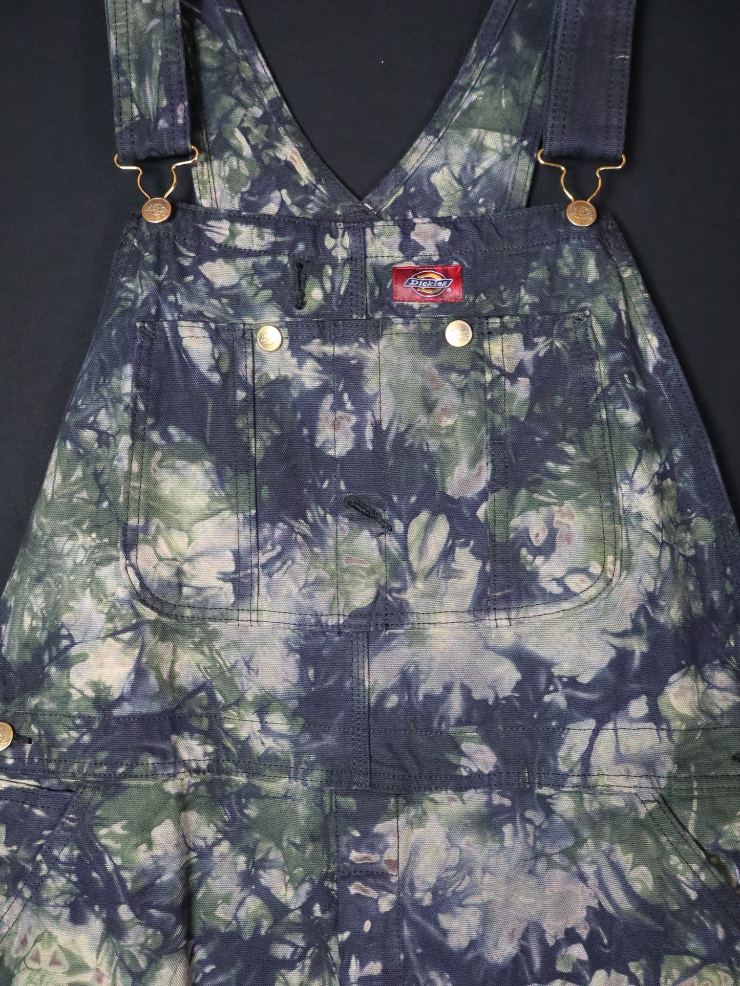 Alpine Shadow Crackle