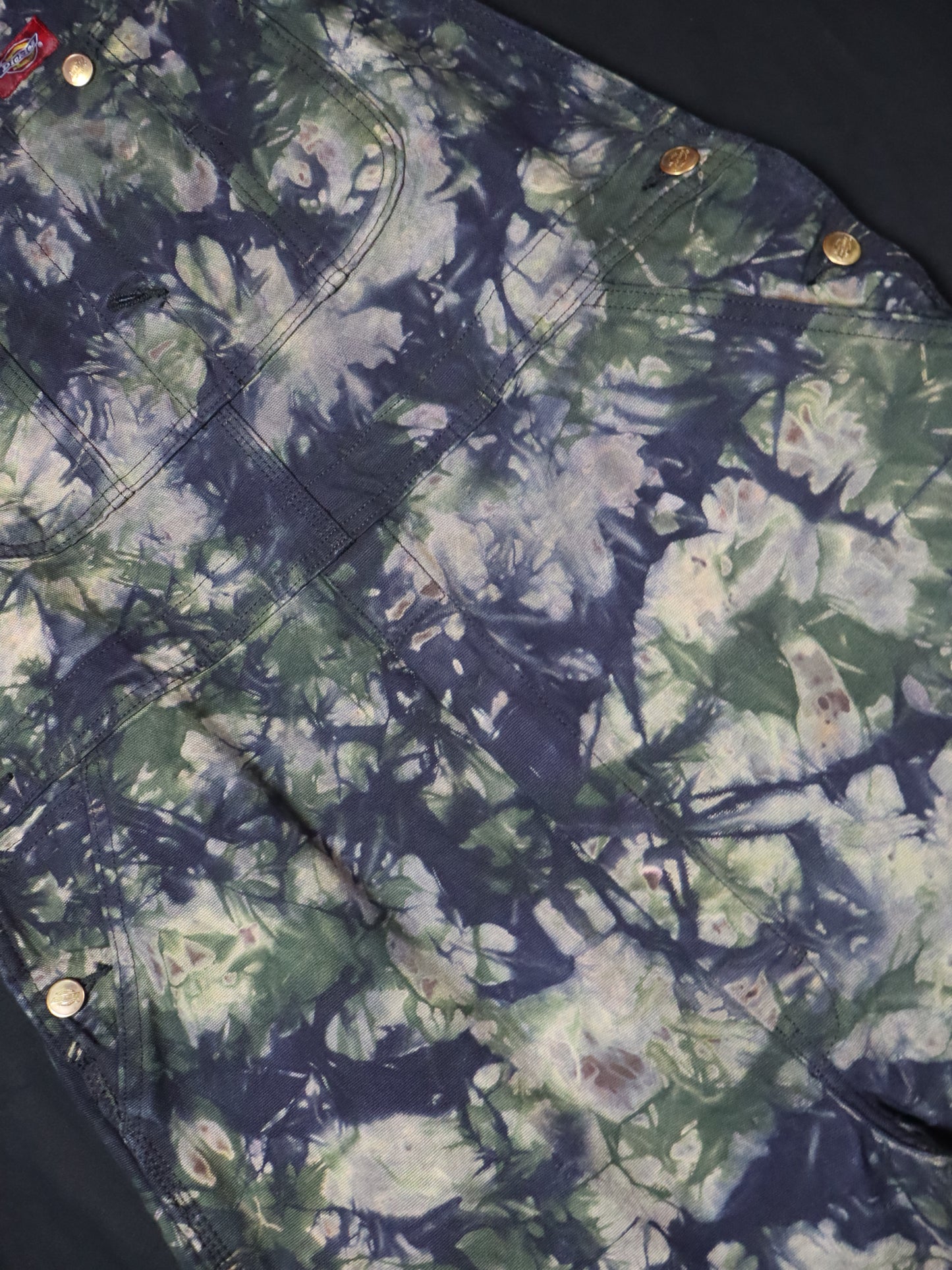 Alpine Shadow Crackle