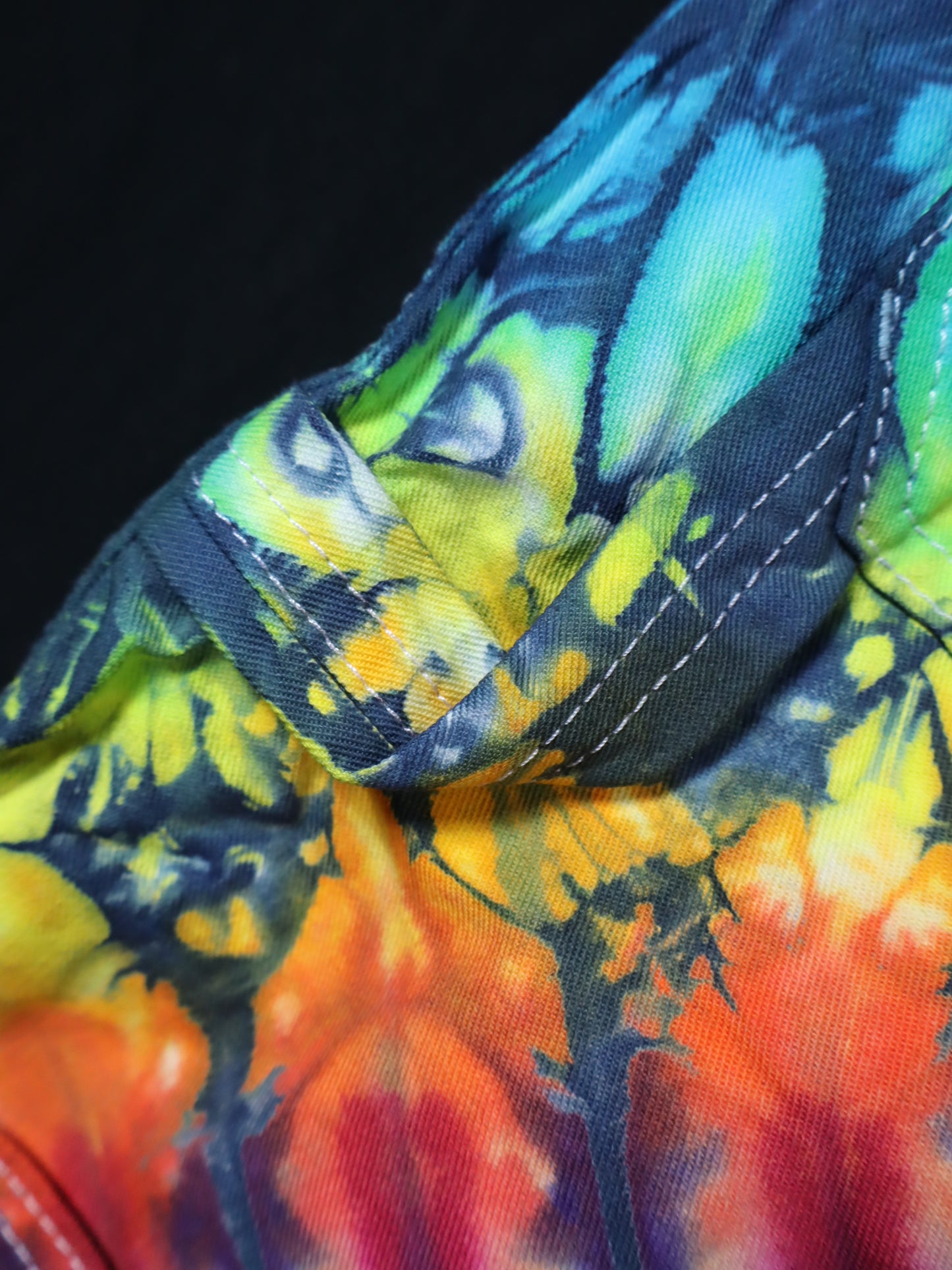 Woman's Cut Rainbow Yin Classic