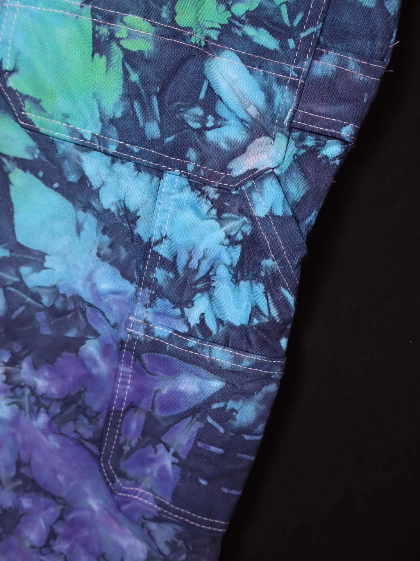 Woman's Cut Rainbow Yin Classic