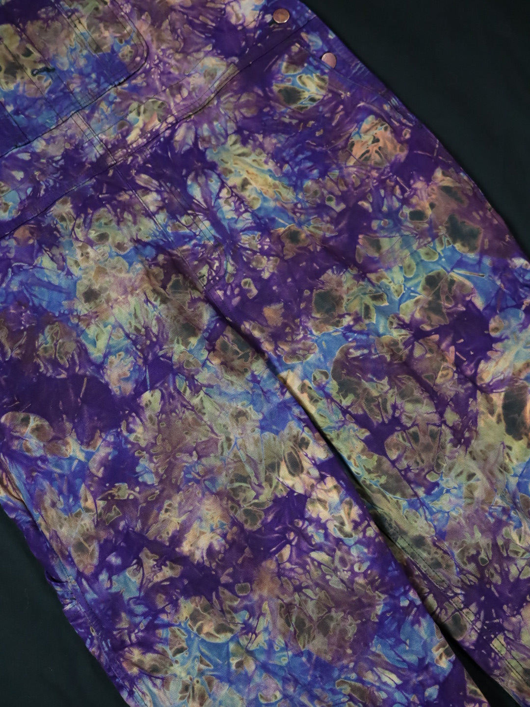 Womans Cut Royal Violet Crackle