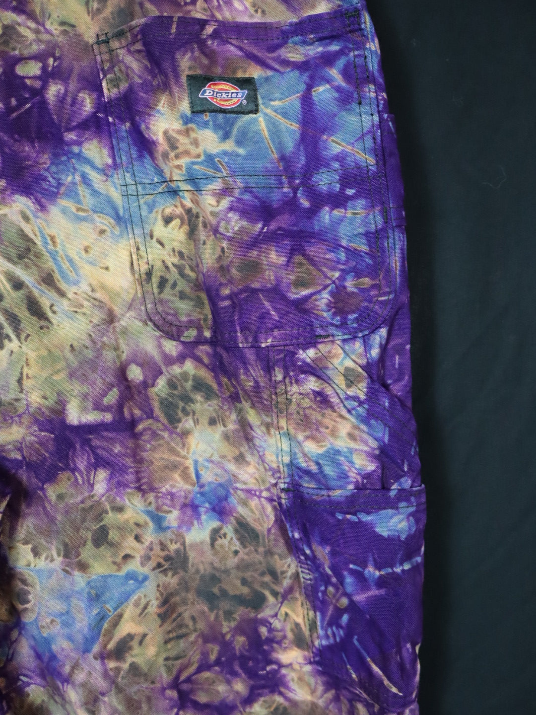 Womans Cut Royal Violet Crackle