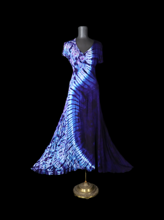Violet Yin Vintage Sleeve